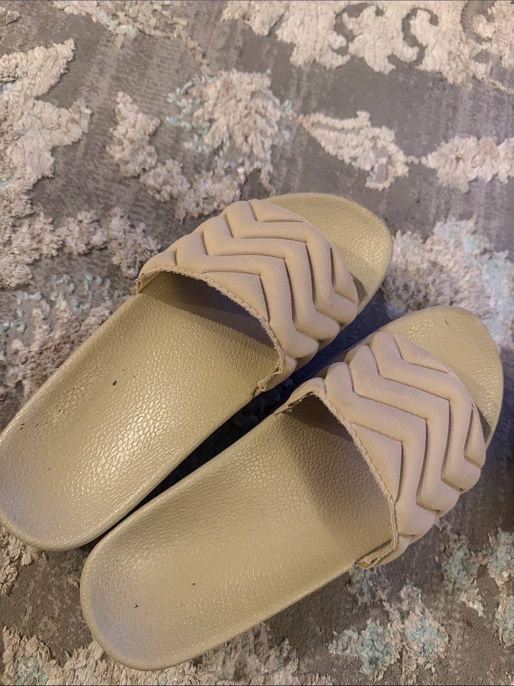 Women's Slide Sandals in Light Beige